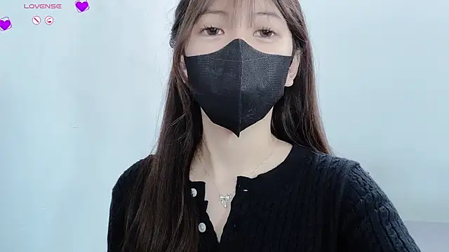 Snapshot of tanhxiu chatting on 01/17/25, 12:21 tanhxiu online show from 01/17/25, 12:21