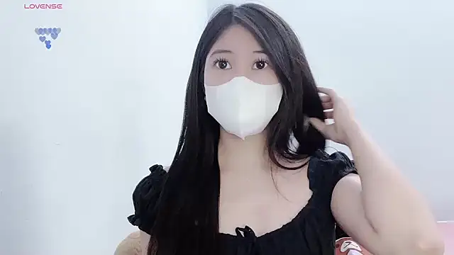 tanhxiu online show from 11/13/25, 05:12