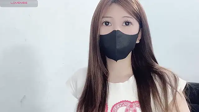 Snapshot of tanhxiu chatting on 03/27/26, 01:11 tanhxiu online show from 03/27/26, 01:11