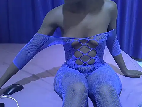 Snapshot of Sexy_kienyeji chatting on 09/17/25, 11:23 Sexy kienyeji online show from 09/17/25, 11:23