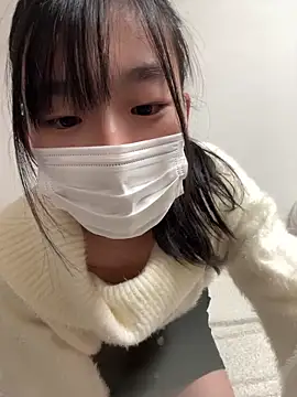 Snapshot of -Rinka- chatting on 12/23/24, 01:13 -Rinka- online show from 12/23/24, 01:13