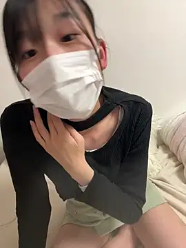 Snapshot of -Rinka- chatting on 02/18/25, 01:11 -Rinka- online show from 02/18/25, 01:11