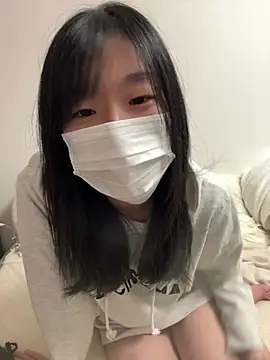 Snapshot of -Rinka- chatting on 02/19/25, 01:17 -Rinka- online show from 02/19/25, 01:17