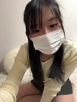 Snapshot of -Rinka- chatting on 03/17/25, 01:08 -Rinka- online show from 03/17/25, 01:08