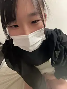 Snapshot of -Rinka- chatting on 03/20/25, 01:04 -Rinka- online show from 03/20/25, 01:04