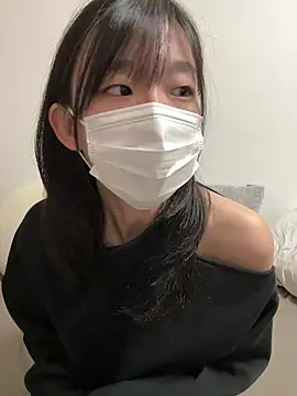 Snapshot of -Rinka- chatting on 10/18/25, 03:13 -Rinka- online show from 10/18/25, 03:13