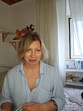 Snapshot of zarina3003 chatting on 03/05/26, 12:23 zarina3003 online show from 03/05/26, 12:23