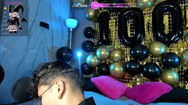 Snapshot of noah_and_rose chatting on 03/02/25, 08:18 noah and rose online show from 03/02/25, 08:18