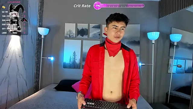 Snapshot of noah_and_rose chatting on 10/10/25, 07:46 noah and rose online show from 10/10/25, 07:46