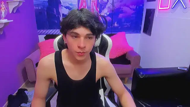 Luke Howland online show from 12/14/24, 12:23