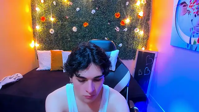 Luke Howland online show from 12/18/24, 08:36