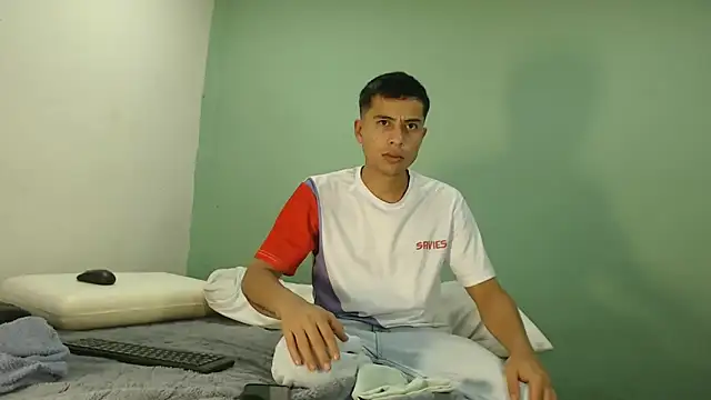 danielitopapuu online show from 02/05/26, 04:17