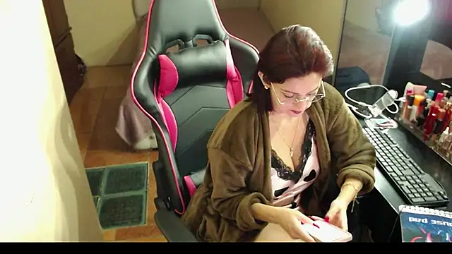 Carol Scottt online show from 01/10/25, 02:13