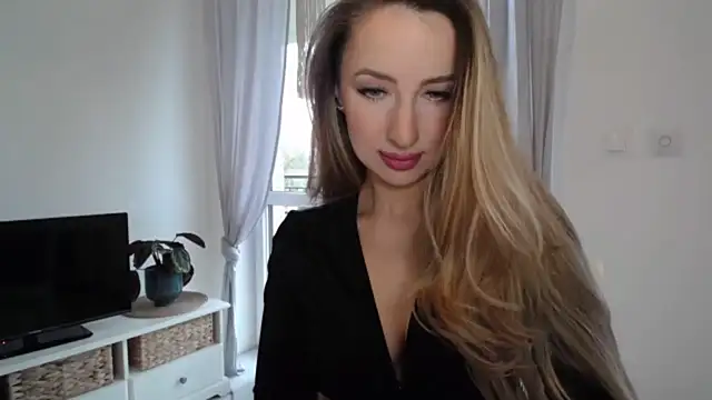 JulietteDiamond online show from 09/18/25, 03:47