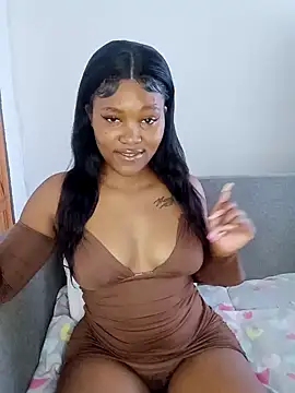 Snapshot of charmainexxx chatting on 12/28/24, 10:58 charmainexxx online show from 12/28/24, 10:58