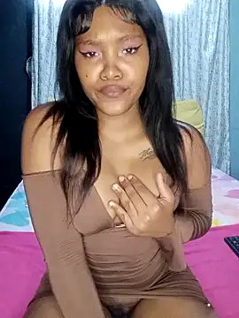 Snapshot of charmainexxx chatting on 01/20/25, 10:51 charmainexxx online show from 01/20/25, 10:51