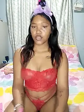 Snapshot of charmainexxx chatting on 02/08/25, 05:18 charmainexxx online show from 02/08/25, 05:18