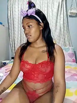 Snapshot of charmainexxx chatting on 02/08/25, 11:13 charmainexxx online show from 02/08/25, 11:13