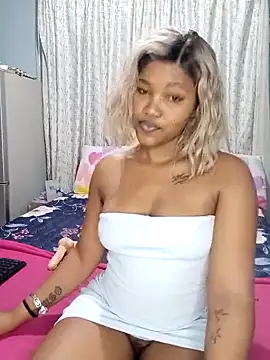 Snapshot of charmainexxx chatting on 02/24/25, 09:31 charmainexxx online show from 02/24/25, 09:31