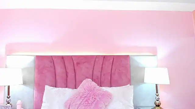 SophiaLaurens online show from 01/15/25, 02:24