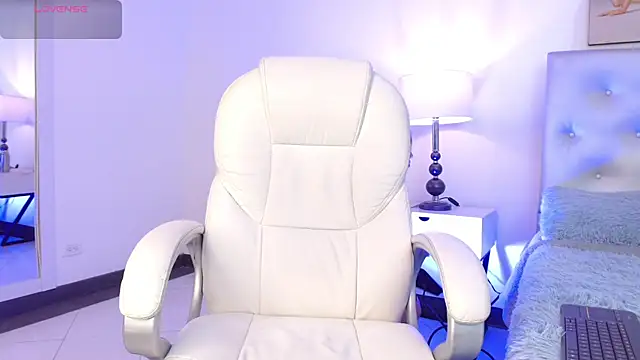 celine golden1 online show from 01/12/25, 06:17