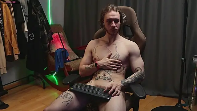 Snapshot of pleasure8869 chatting on 01/19/25, 05:48 pleasure8869 online show from 01/19/25, 05:48