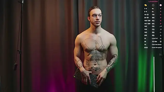 Snapshot of pleasure8869 chatting on 03/23/25, 07:09 pleasure8869 online show from 03/23/25, 07:09