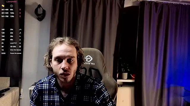 Snapshot of pleasure8869 chatting on 11/09/25, 04:55 pleasure8869 online show from 11/09/25, 04:55