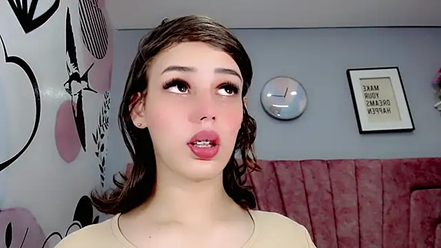 ValeriaAguilar online show from 12/29/24, 04:30