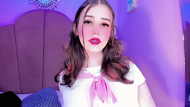 ValeriaAguilar online show from 11/30/25, 09:08