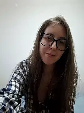 Snapshot of Sarah459 chatting on 12/19/24, 06:34 Sarah459 online show from 12/19/24, 06:34