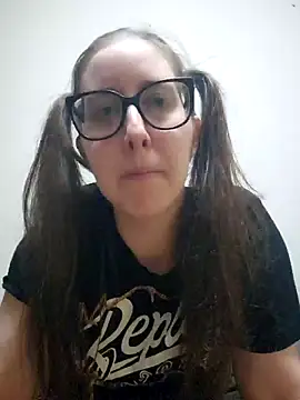 Snapshot of Sarah459 chatting on 10/15/25, 08:31 Sarah459 online show from 10/15/25, 08:31