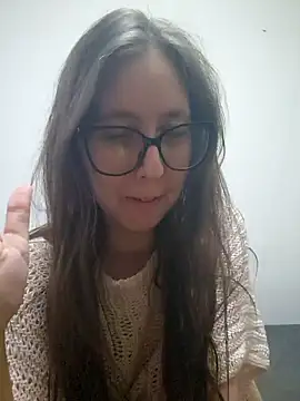 Snapshot of Sarah459 chatting on 01/16/26, 06:45 Sarah459 online show from 01/16/26, 06:45