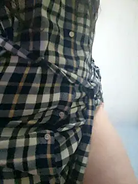 Snapshot of Sarah459 chatting on 02/16/26, 07:10 Sarah459 online show from 02/16/26, 07:10