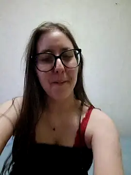 Snapshot of Sarah459 chatting on 04/22/26, 08:10 Sarah459 online show from 04/22/26, 08:10