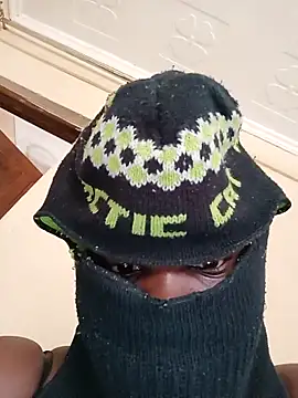 Sexy girlass online show from 10/18/25, 08:15