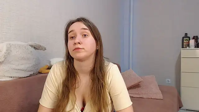 lovely hayley online show from 03/01/25, 11:37