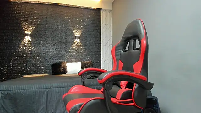 taurus boy1 online show from 10/14/25, 11:44