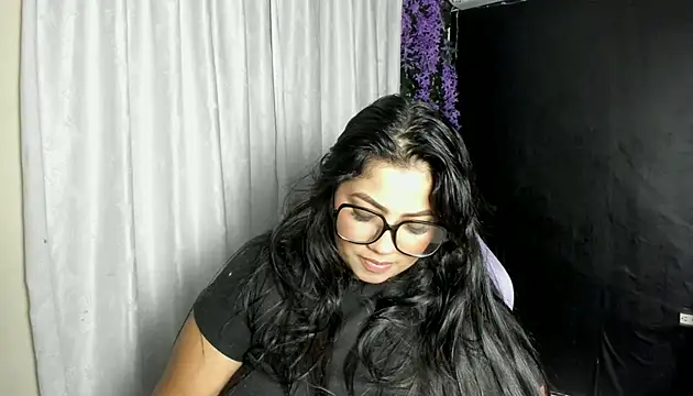 Snapshot of AvrilRizoX chatting on 05/01/26, 02:49 AvrilRizoX online show from 05/01/26, 02:49