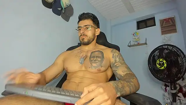 Snapshot of _Poseidon1_ chatting on 07/21/26, 02:14 Poseidon1 online show from 07/21/26, 02:14