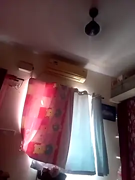 Snapshot of Aishu-tamil09 chatting on 12/10/24, 02:16 Aishu-tamil09 online show from 12/10/24, 02:16