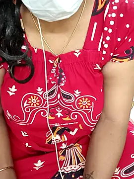 Snapshot of Aishu-tamil09 chatting on 03/06/25, 05:54 Aishu-tamil09 online show from 03/06/25, 05:54
