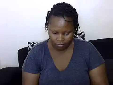 Snapshot of Pretty_lilly02 chatting on 03/14/25, 08:38 Pretty lilly02 online show from 03/14/25, 08:38