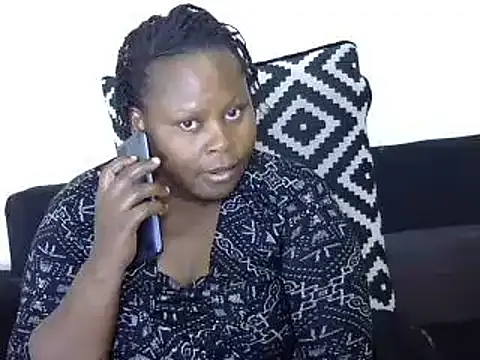 Snapshot of Pretty_lilly02 chatting on 03/17/25, 07:15 Pretty lilly02 online show from 03/17/25, 07:15