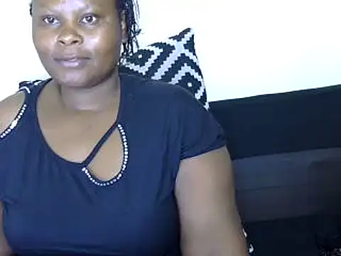 Snapshot of Pretty_lilly02 chatting on 03/19/25, 04:36 Pretty lilly02 online show from 03/19/25, 04:36