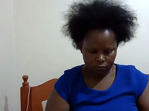 Snapshot of Pretty_lilly02 chatting on 09/18/25, 04:47 Pretty lilly02 online show from 09/18/25, 04:47