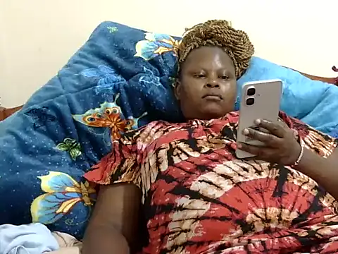 Snapshot of Pretty_lilly02 chatting on 11/20/25, 10:48 Pretty lilly02 online show from 11/20/25, 10:48