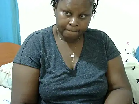 Snapshot of Pretty_lilly02 chatting on 02/25/26, 04:16 Pretty lilly02 online show from 02/25/26, 04:16