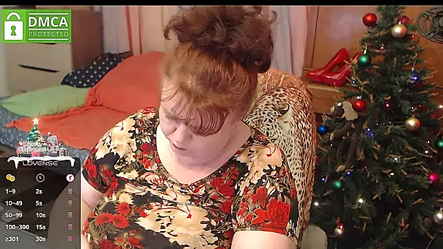 Snapshot of RoseRed69 chatting on 01/07/25, 05:12 RoseRed69 online show from 01/07/25, 05:12