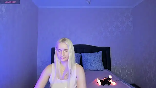 Amanda054 online show from 01/09/25, 06:04